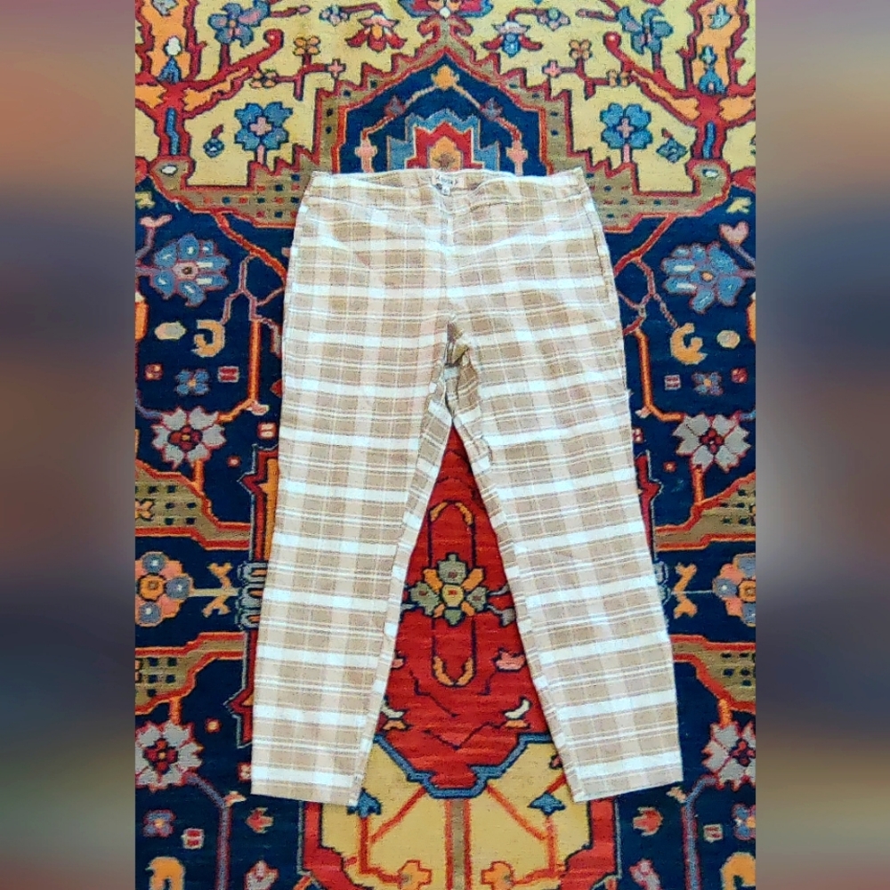 Plaid Capri pants